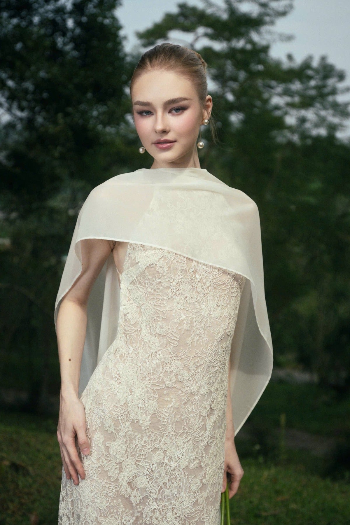 Hana Lace Dress
