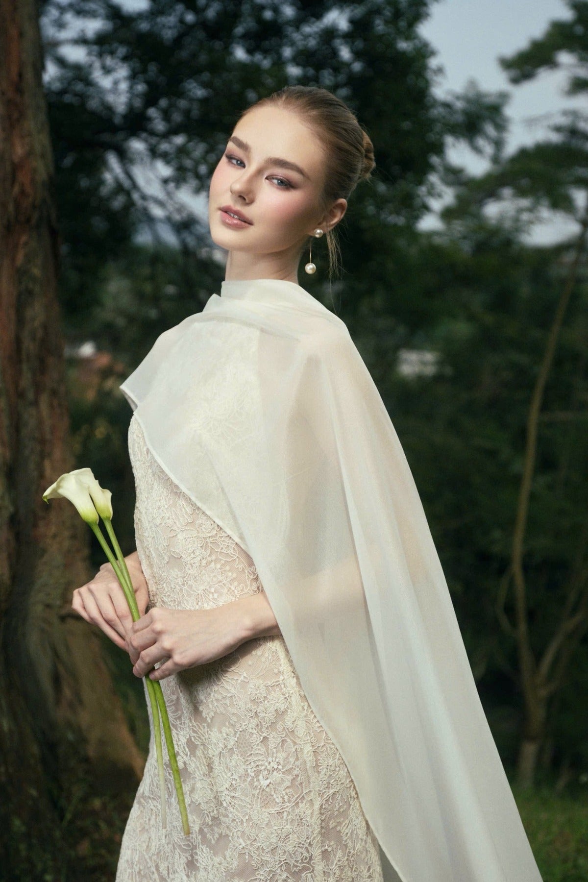 Hana Lace Dress