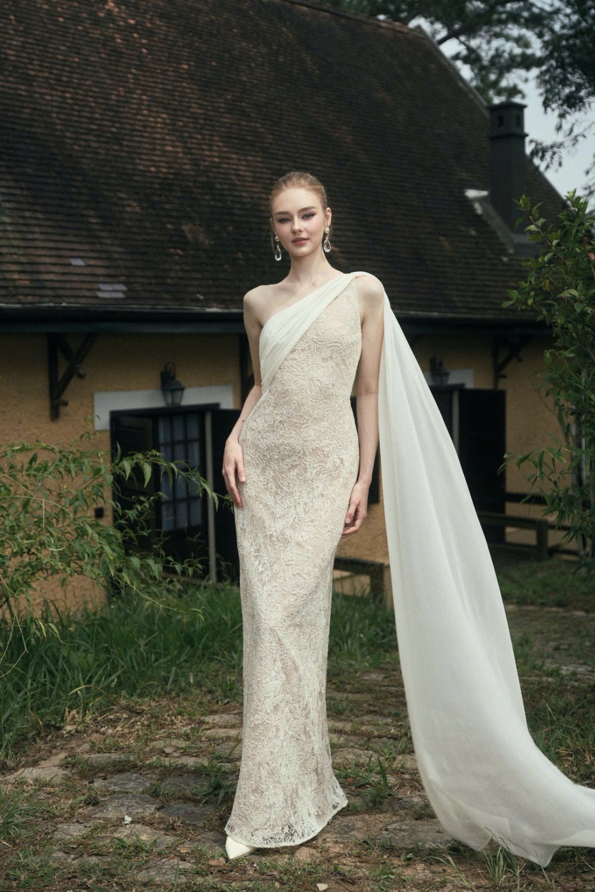 Antoinette Lace Dress