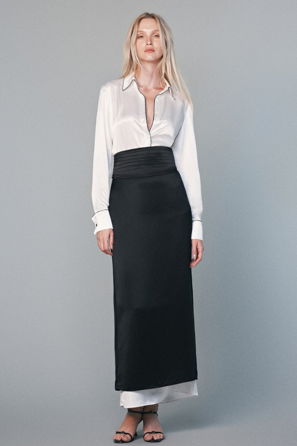 Sorelia Black-trimmed Silk Top