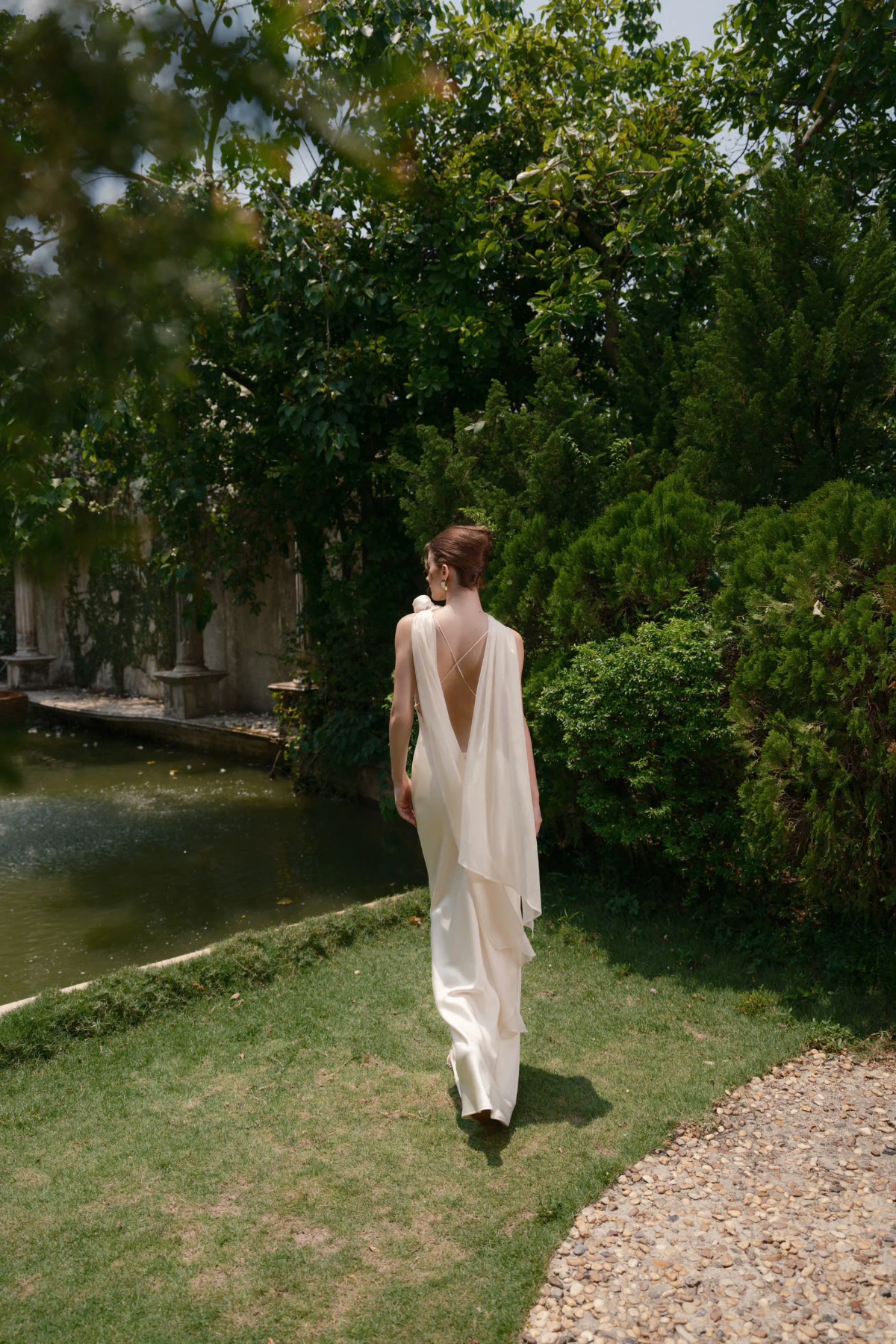 Esceptia Dress