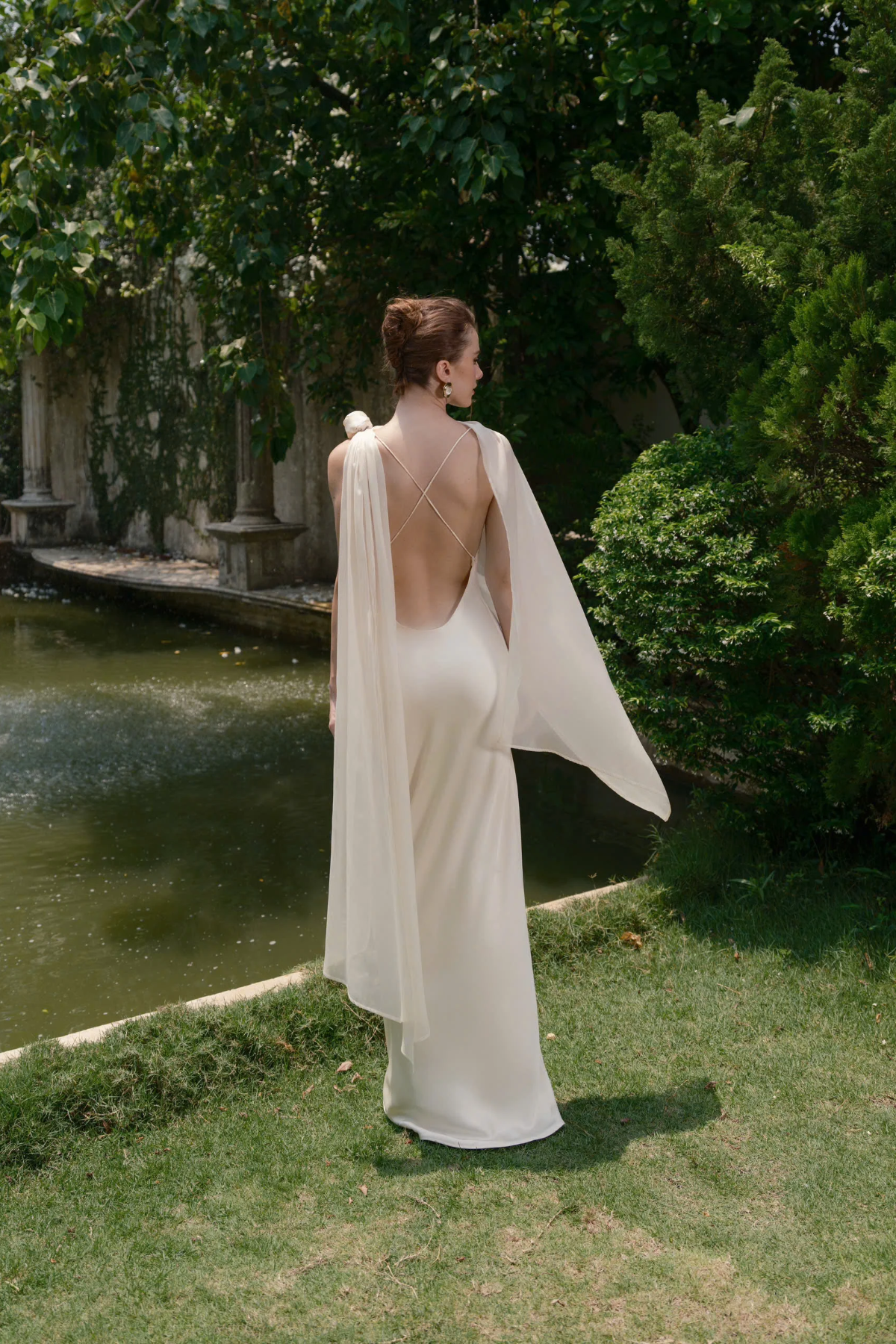 Esceptia Dress
