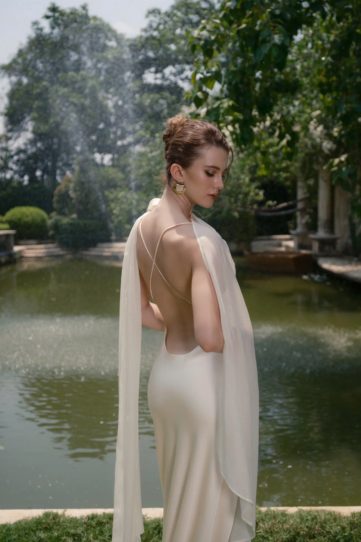 Esceptia Dress