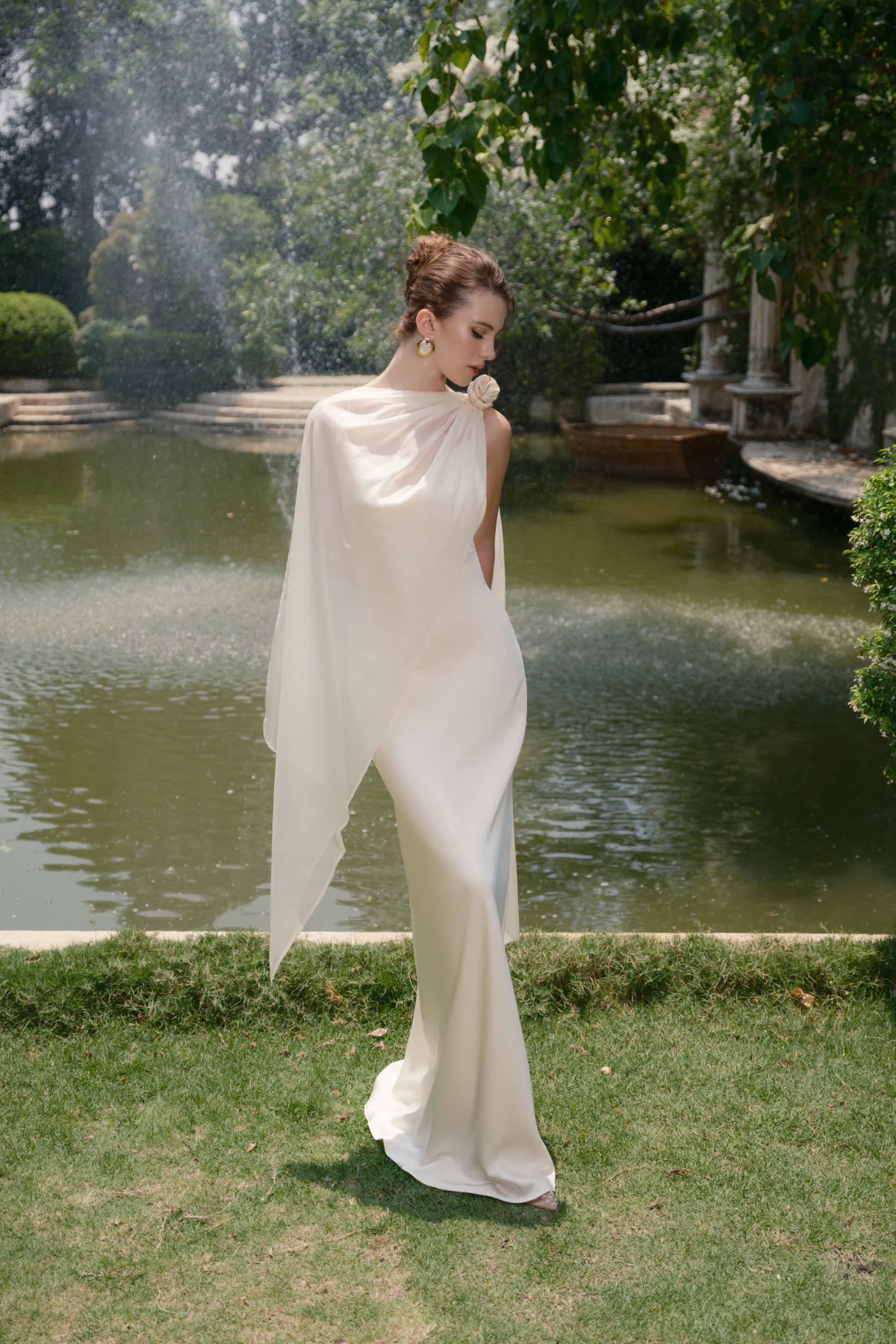 Esceptia Dress