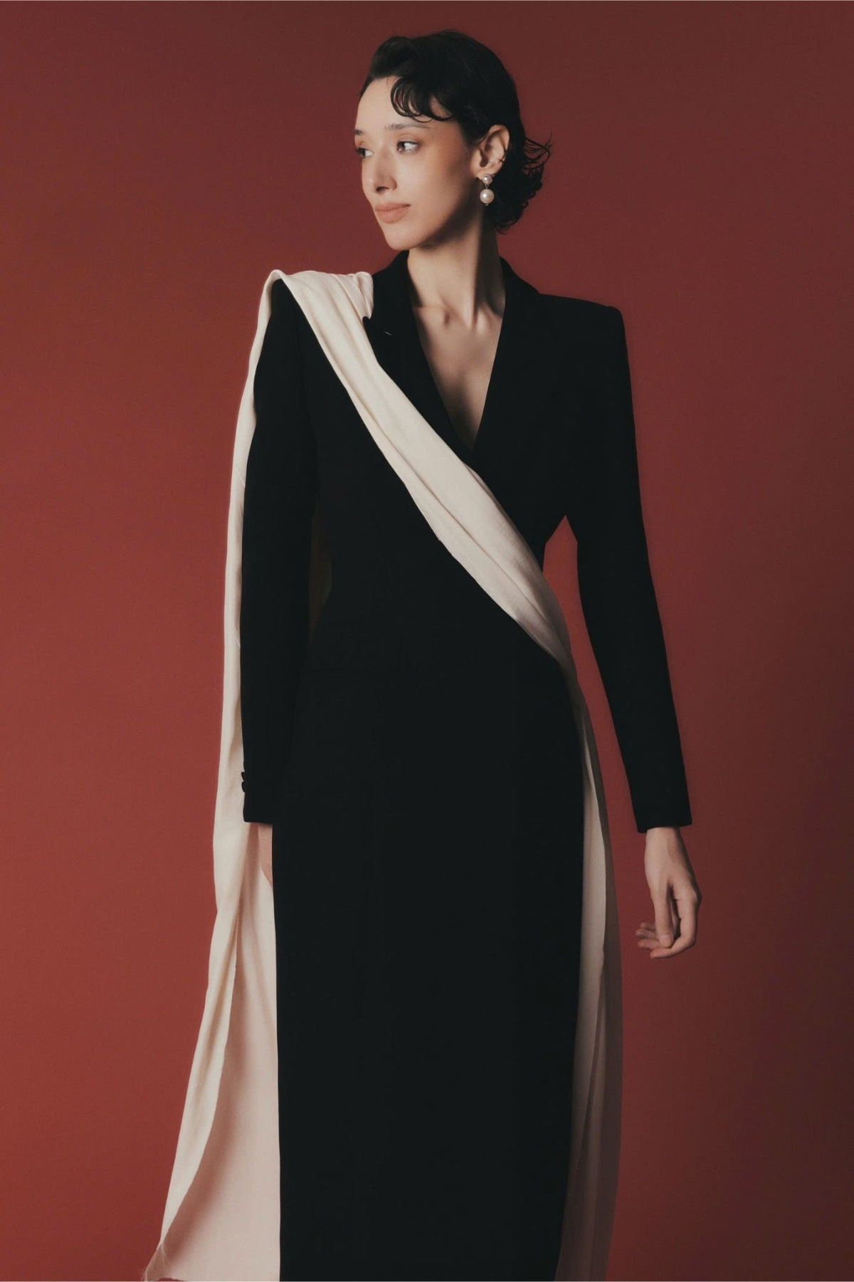 Élan Sash Gown