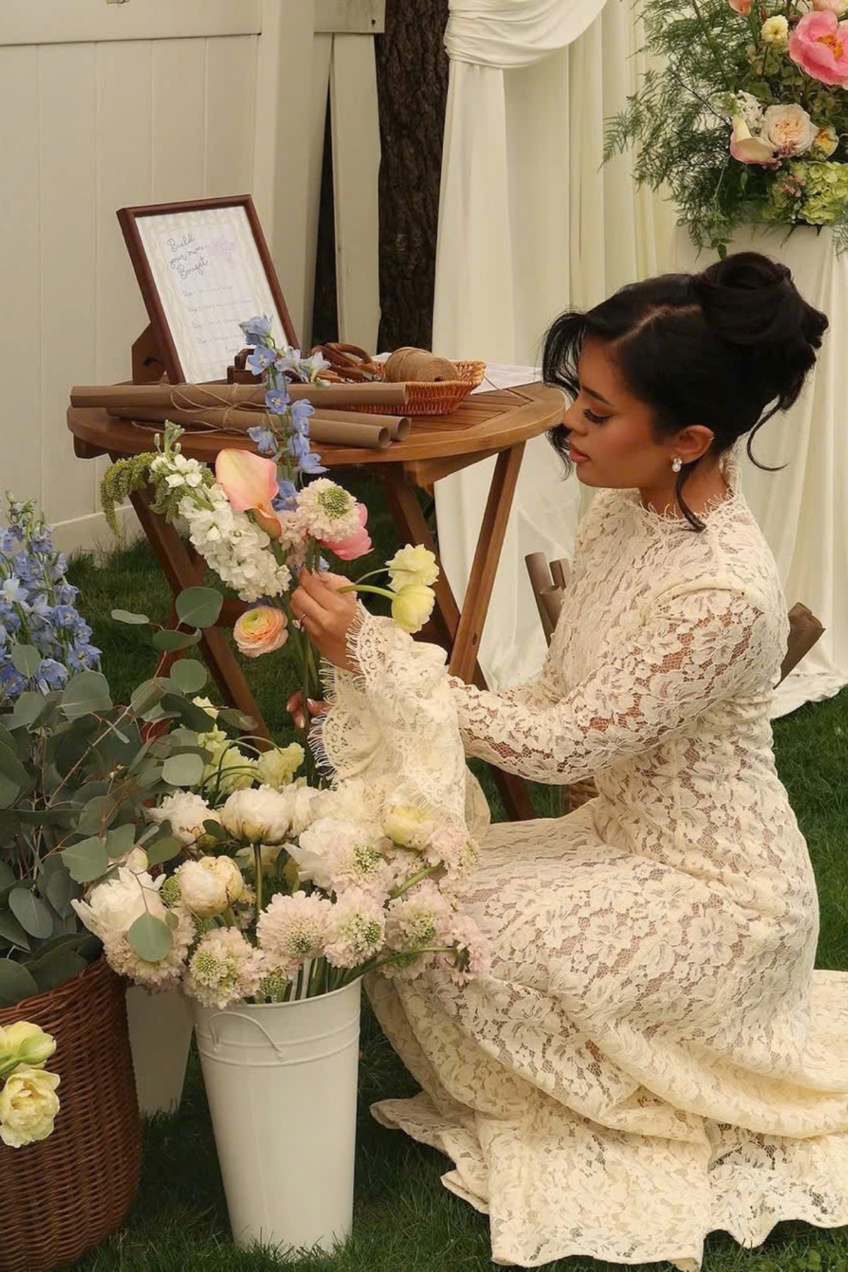Lilas Lace Dress